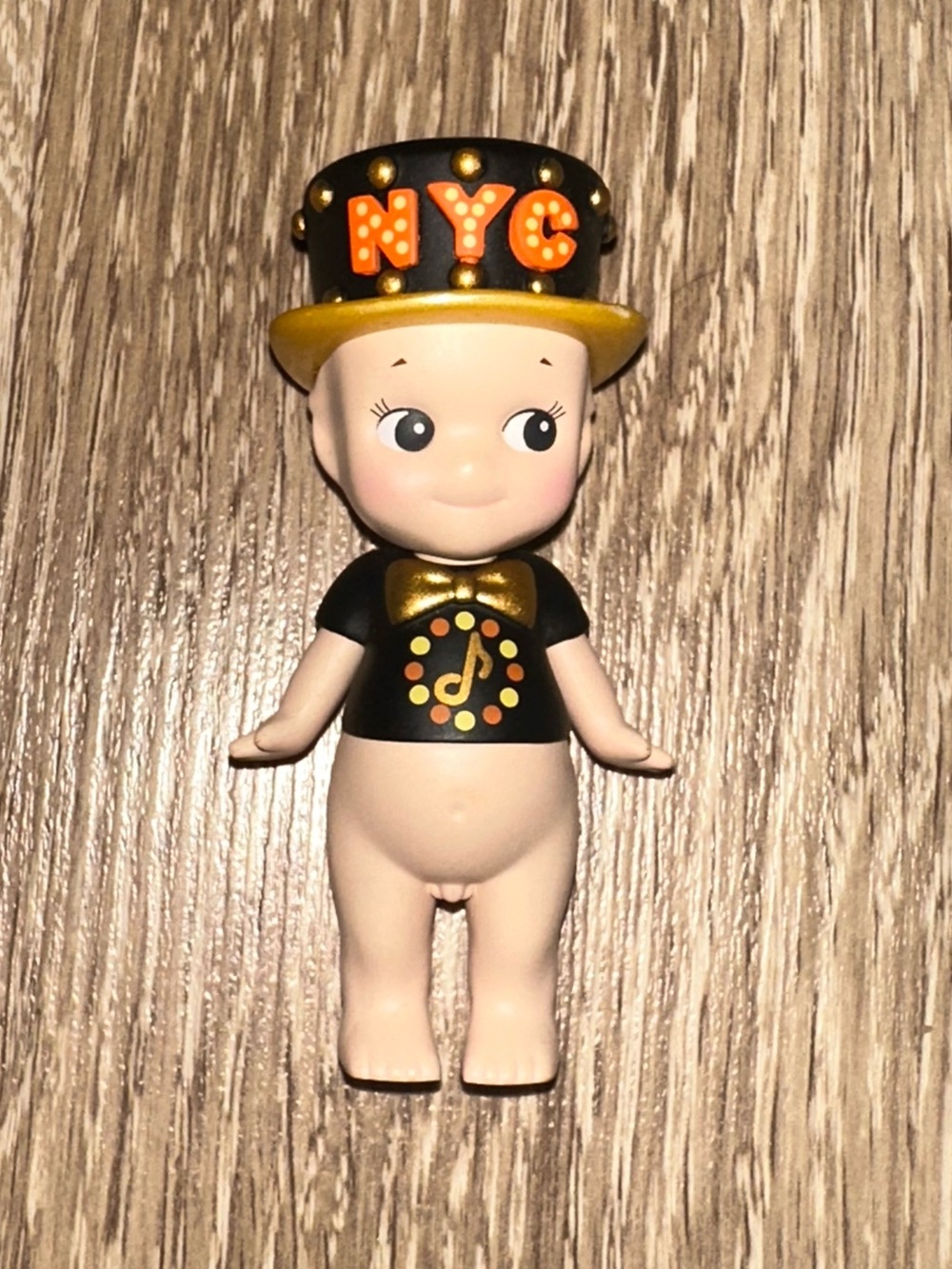 NYC Top hat Sonny Angel